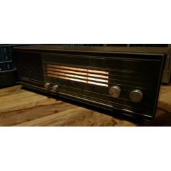 Oude tafel radio's Loewe opta, Philips, Erres en cosmel