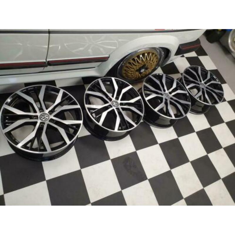 vw gti santiago velgen 19 inch orgineel 5x112