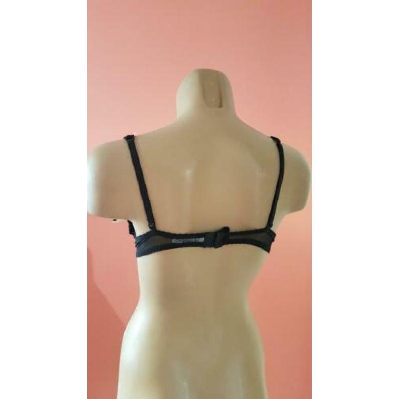 New Passionata bra 80B