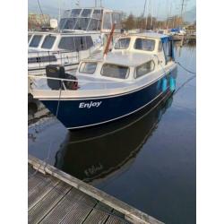 Curtevenne 780 net schip motor Timray 30pk 2005