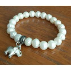 Parel armband met zilveren bedel olifant merk THOMAS SABO