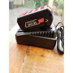 Bosch accu lader AL1820 18V €25.- met accu GBA 6.0 Ah €55.-