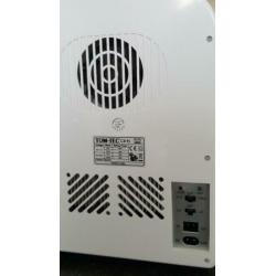 Koelkast op 220 volt of via 12 volt