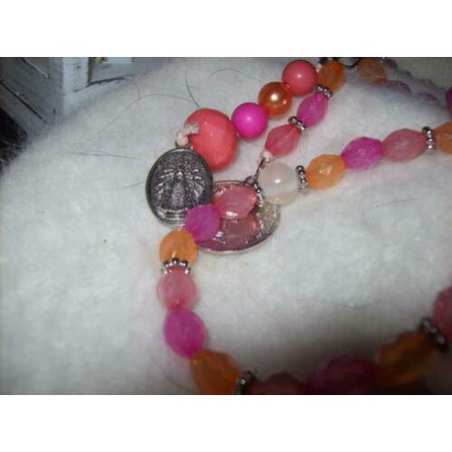 Ketting met Hangers Roze / Oranje tinten