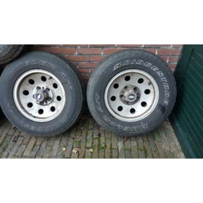 Grote steek chevy 5x127 15'' Starcraft velgen +banden