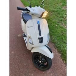 Vespa lx s 125 2013 nieuwstaat /zip vespa 180cc onderdelen