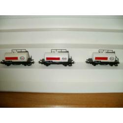 3 stuks marklin tankwagon van esso Ho no 4441.