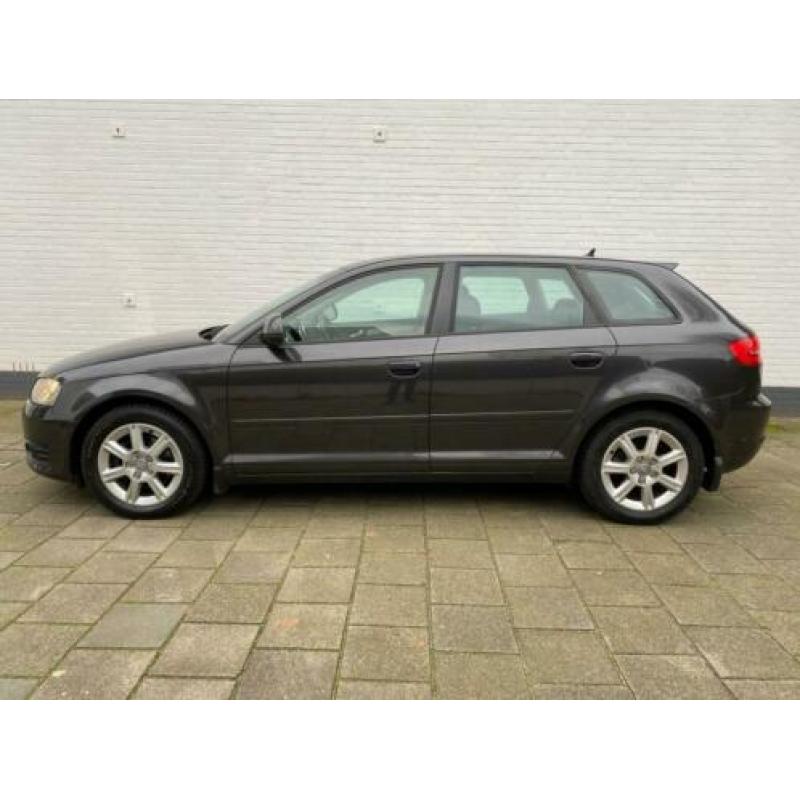 Audi A3 Sportback 1.4 TFSI Attraction Standkachel/Klasse 3 a
