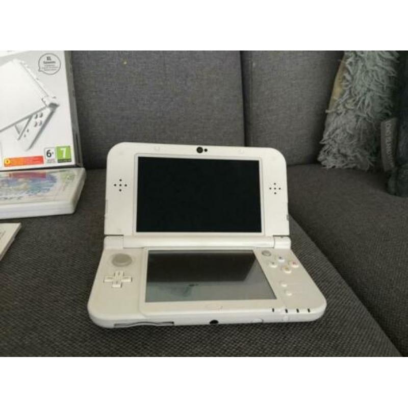Nintendo 3ds xl incl spellen