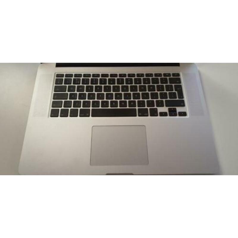 Apple a1398 i7-8gb-256SSD 15 inch early 2013