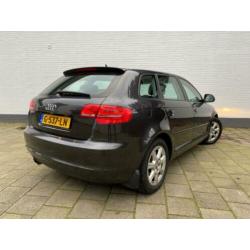 Audi A3 Sportback 1.4 TFSI Attraction Standkachel/Klasse 3 a