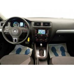 Volkswagen Jetta 1.4 TSI HYBRID HIGHLINE DSG7 Navi, Xenon Le