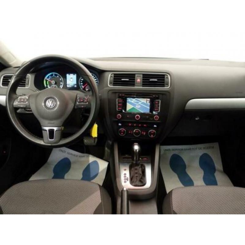 Volkswagen Jetta 1.4 TSI HYBRID HIGHLINE DSG7 Navi, Xenon Le