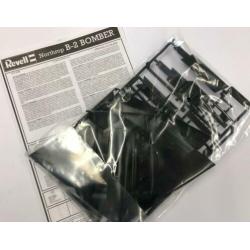 Coelianmodels Revell 04070, B-2 stealth bomber, 1/144 € 14,-