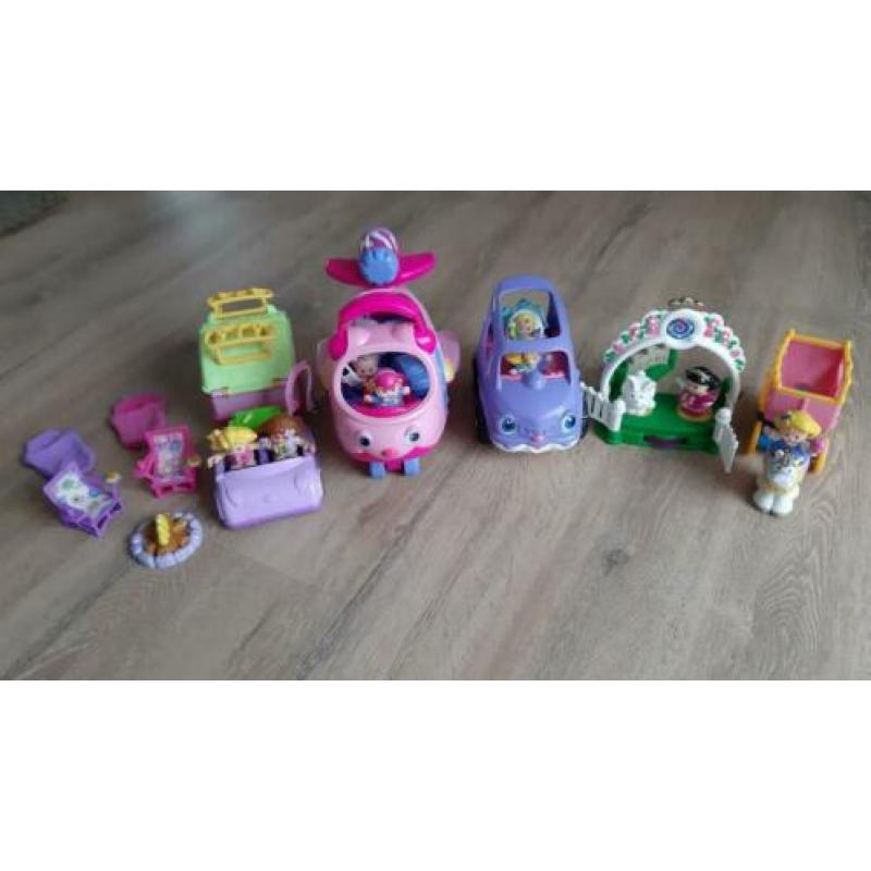 Set Little people, auto + caravan, vliegtuig, koets en auto