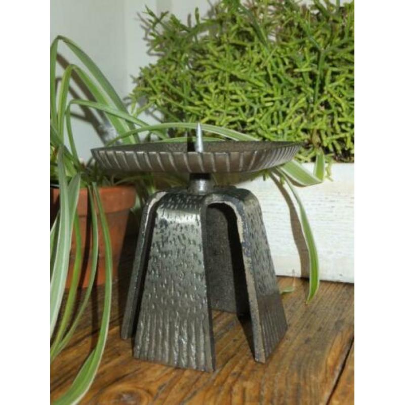 zware vintage brutalist kandelaar kaarsenhouder hoog model