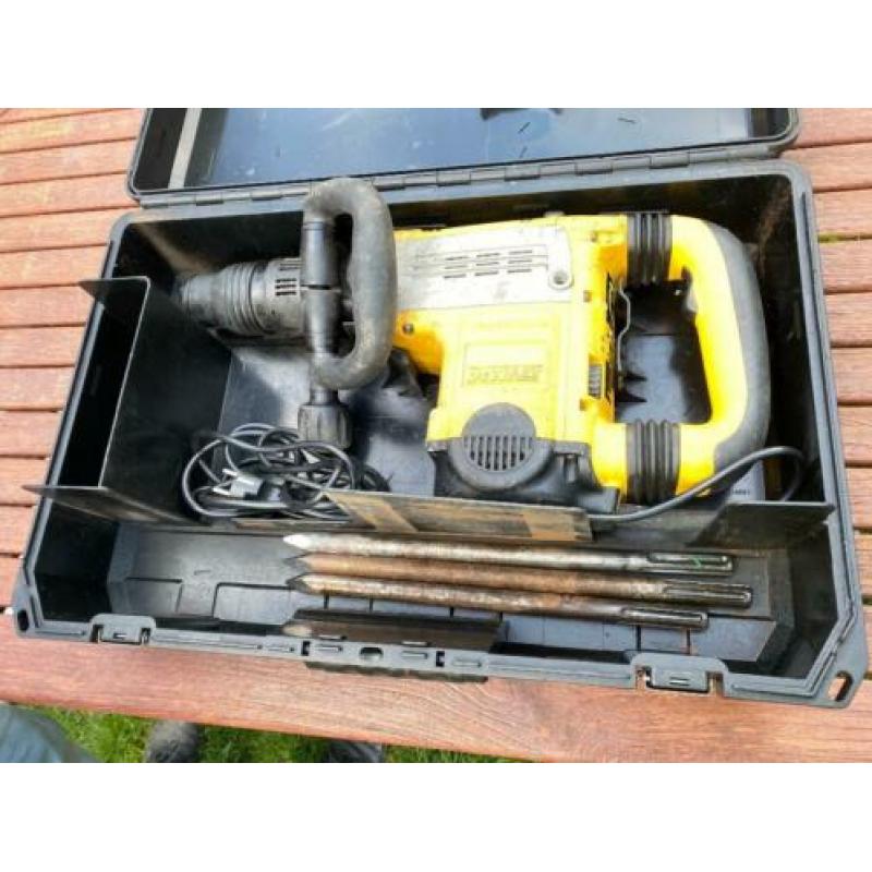 DeWalt Hak/Breekhamer + Zaagtafel/FLIP OVER + Bouwradio +