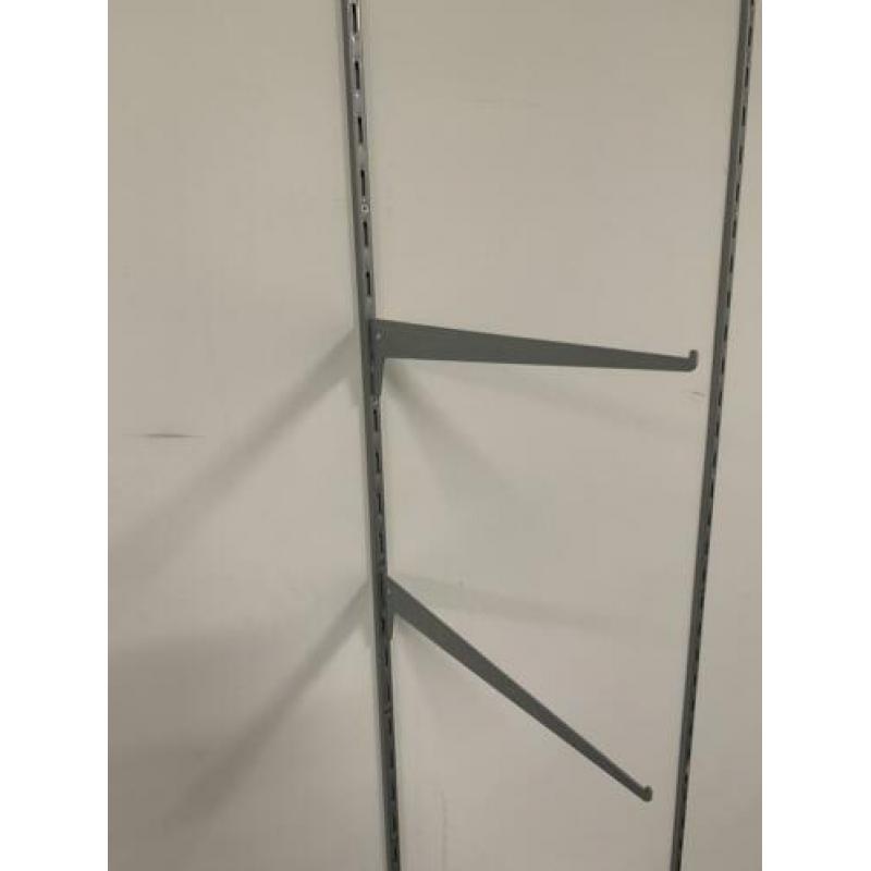 Rails 200 cm + 40 cm metalen plankhouders