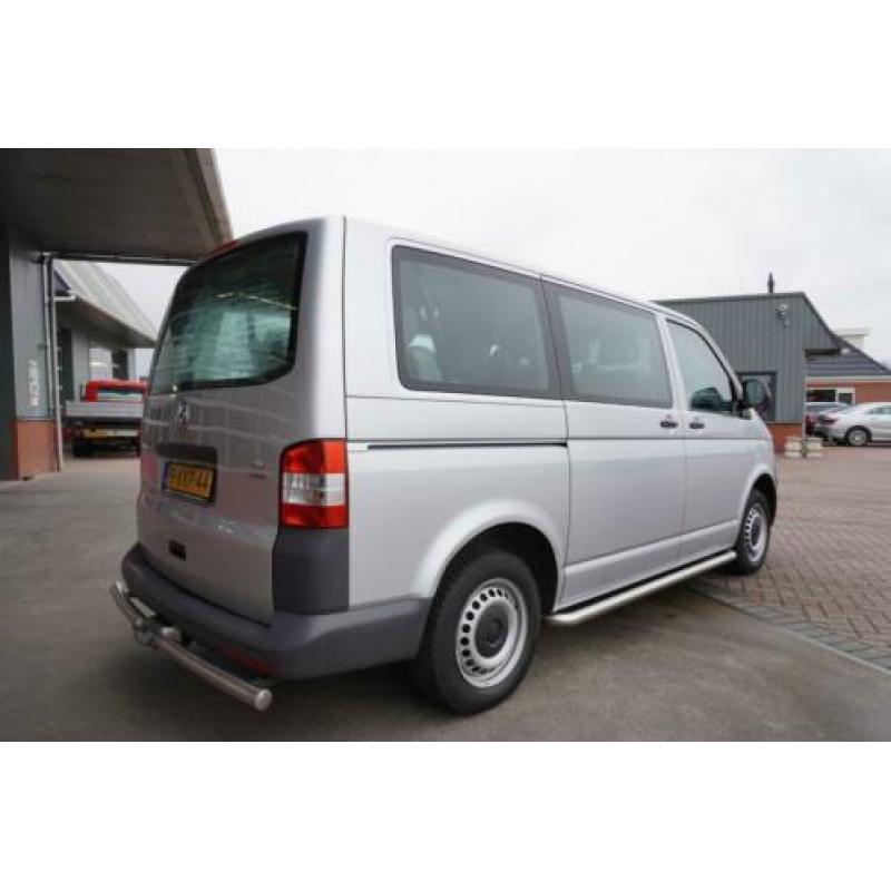 Volkswagen Transporter Kombi 2.0 TDI L1H1 Bluemotion 9 Perso