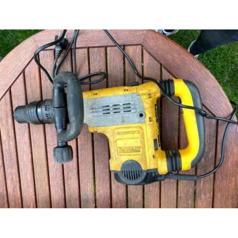 DeWalt Hak/Breekhamer + Zaagtafel/FLIP OVER + Bouwradio +