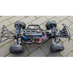 traxxas slash ultimate 4x4 LCG voor kenner