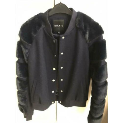 Nikkie blauwe fur bomber mt 32