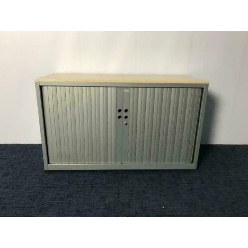3x Roldeurkast Gispen, aluminium, ahorn topblad, H70 x B120
