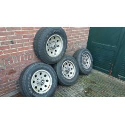 Grote steek chevy 5x127 15'' Starcraft velgen +banden