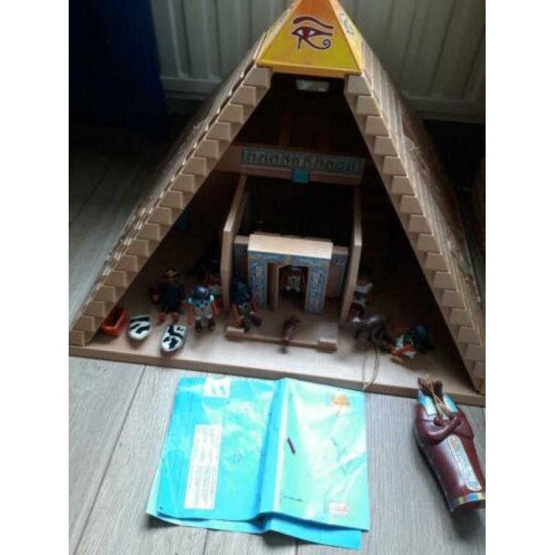 Playmobile pyramide met veel extra's