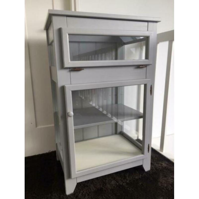==Bijna Nieuw== Kast vitrine kast hout glas grijs roomwit