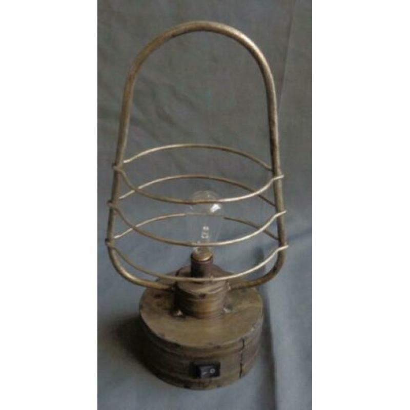 STEAMPUNK INDUSTRIEEL metalen tafel lamp H26xB14xO10cm INDUS