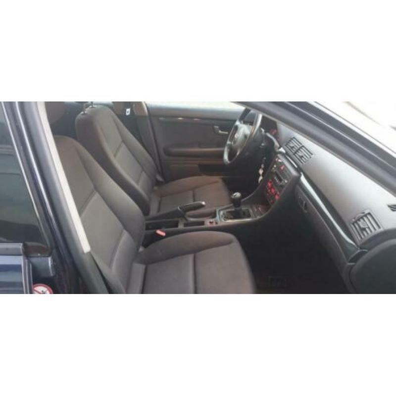 Audi A4 1.6 Benzine 1e Eigenaar Bj 2002 nette Auto voor wein