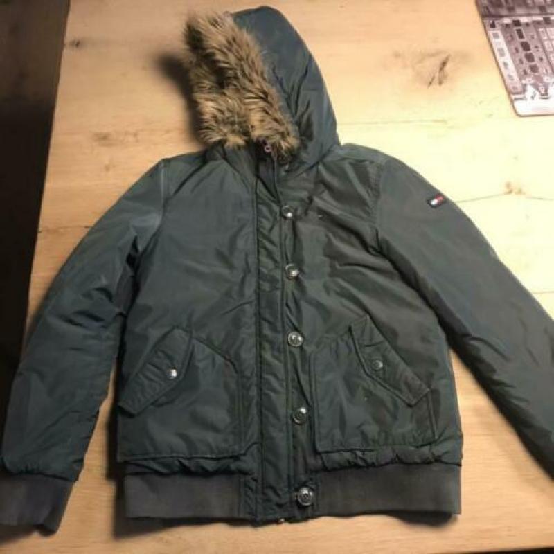 Tommy hilfiger jas (meiden) maat 152- donkergroen