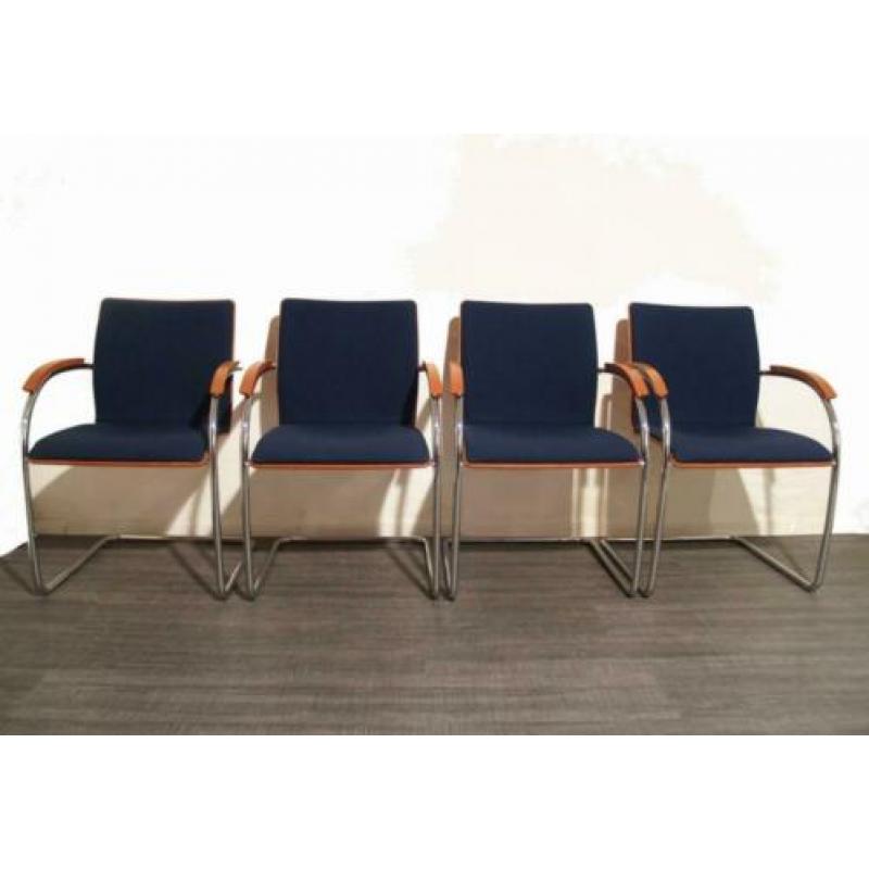 d) Thonet design zwevende buisframe stoelen 4x