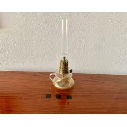 Oud glazen Olielamp ,olielampje van glas 28 cm hoog