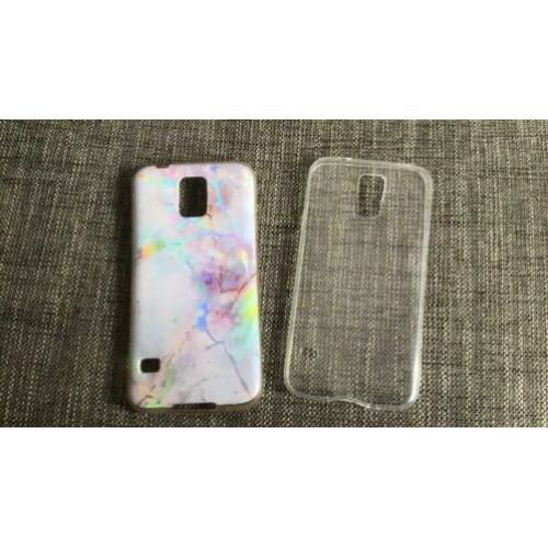 Twee Samsung galaxy s5 telefoonhoesjes