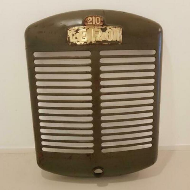 Stoer/mancave: grille omgebouwd naar wandlamp (USA – ’50)