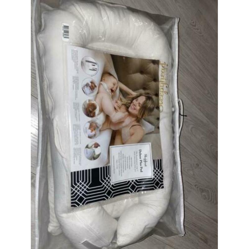Sleepyhead deluxe plus wit babynest