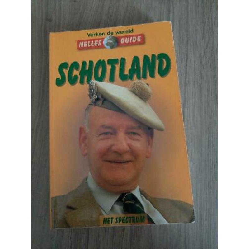 Schotland Nelles Guide Het Spectrum reisgids boek GRATIS VRZ