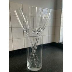 Champagne glazen/flutes zonder voet Rivièra maison in vaas