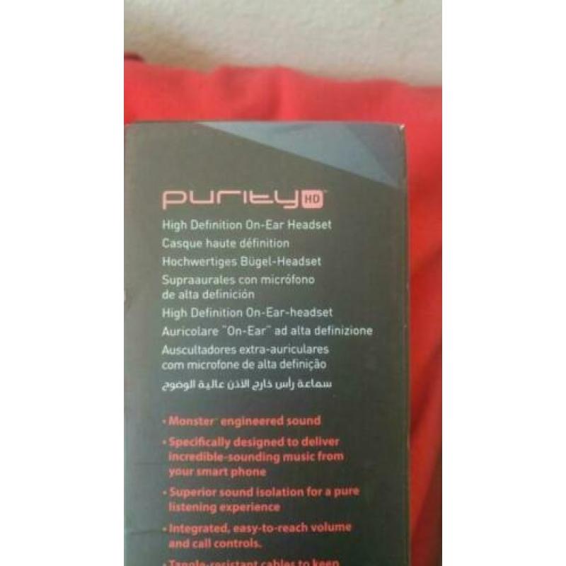 Monster Purity HD fuchsia