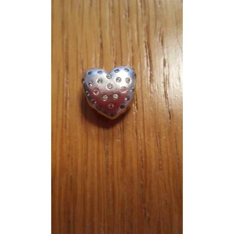 Originele Pandora bedel hart zirkonia steentjes