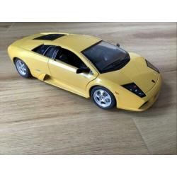 Bburago Lamborghini Murcielago Geel