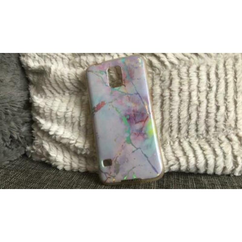 Twee Samsung galaxy s5 telefoonhoesjes