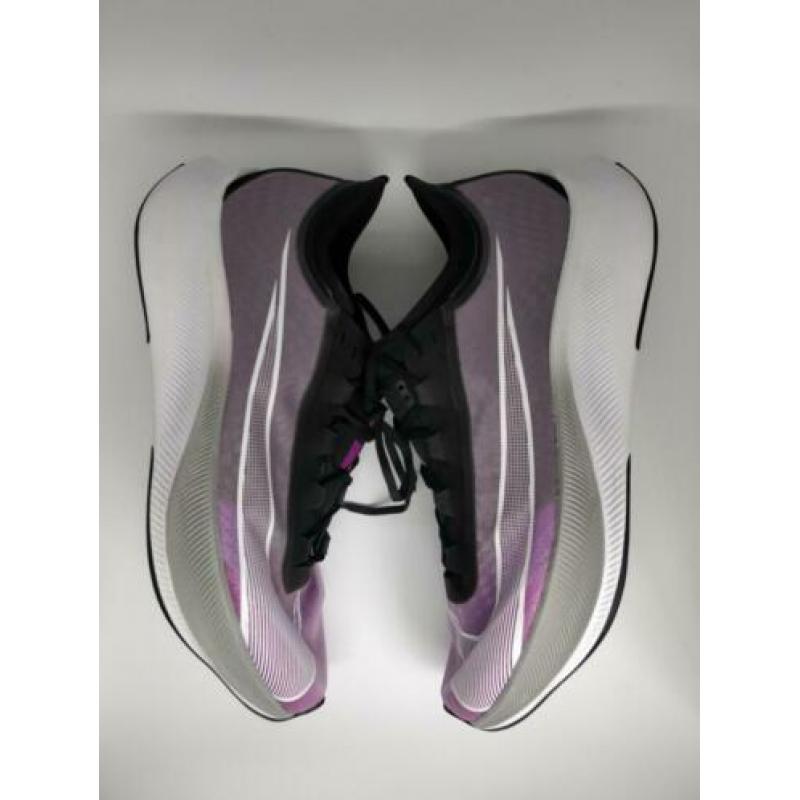 nike zoom fly 3 maat 44.5 hyper violet