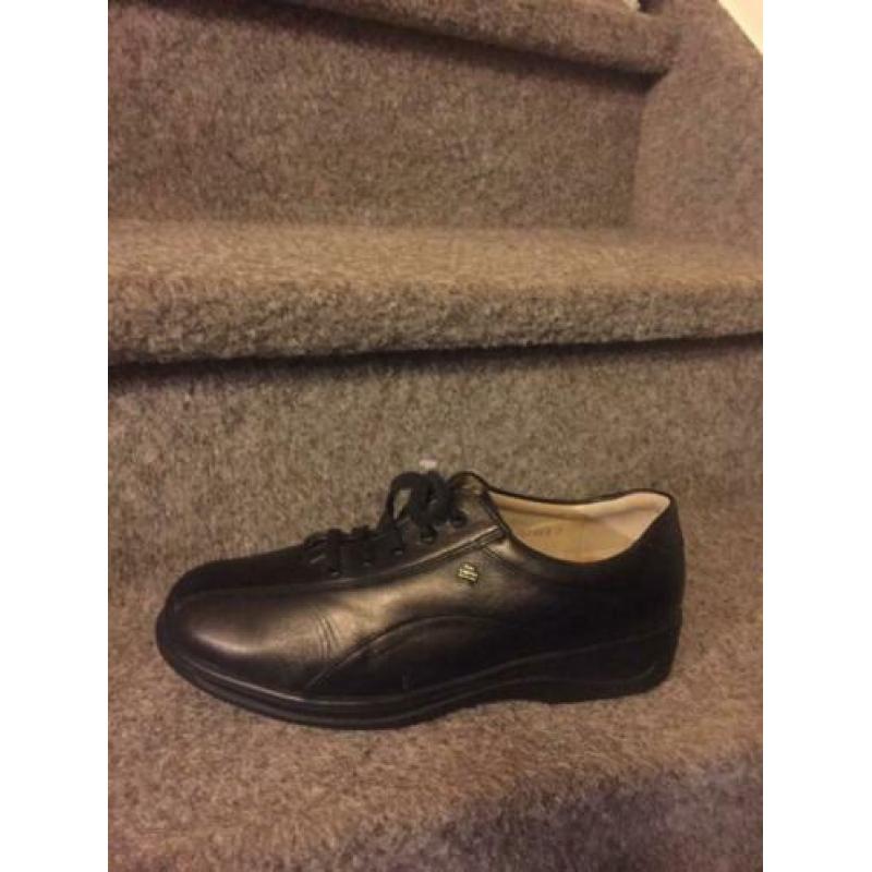 Mooie Nieuwe echt leren schoenen FINN comfort mt 7,5 /41