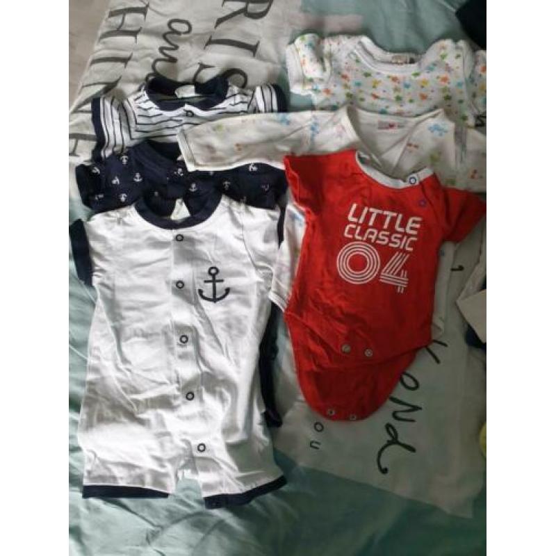 groot pakket babykleding maat 50/56
