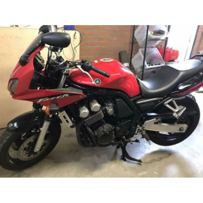 Yamaha Fazer 600 FZ6