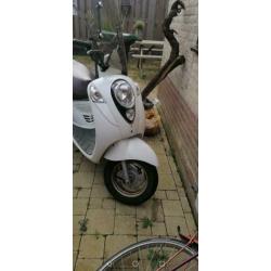 Sym mio 50