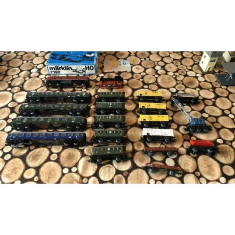 Märklin locomotief en treinenset
